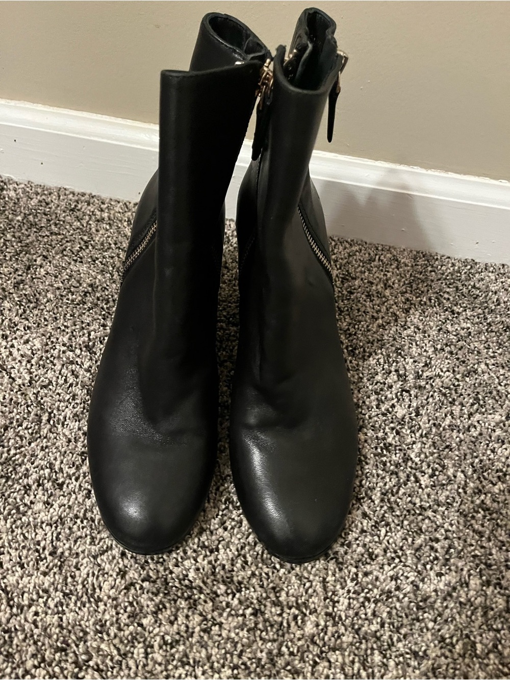 Katherine Kelly boots. #6